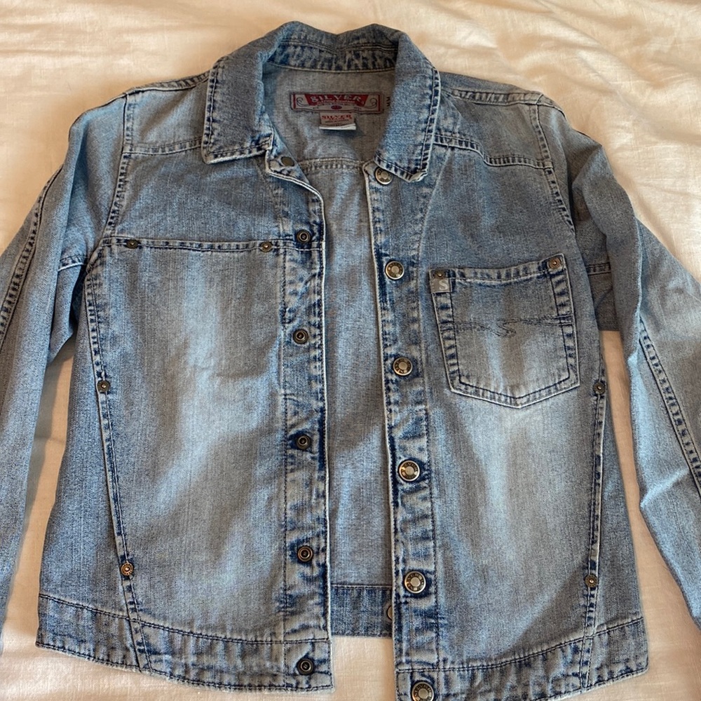 Women’s Silver Jeans Co jean jacket!